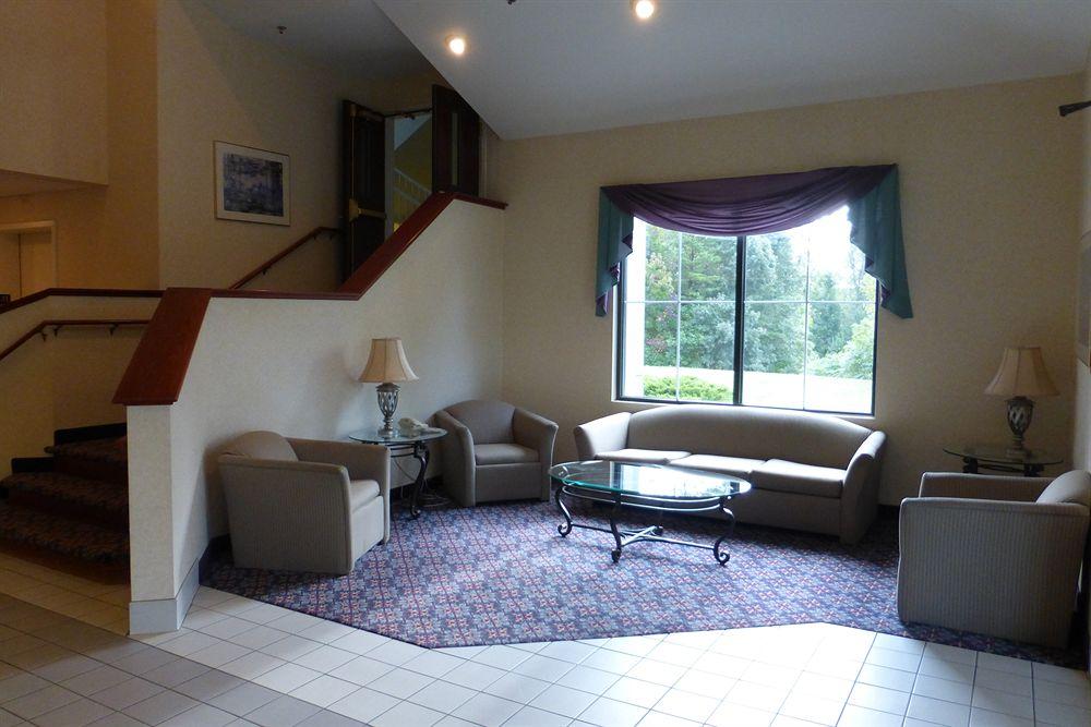 Chesapeake Inn And Suites Lexington Park Patuxent River Naval Air Station 加利福尼亚 外观 照片