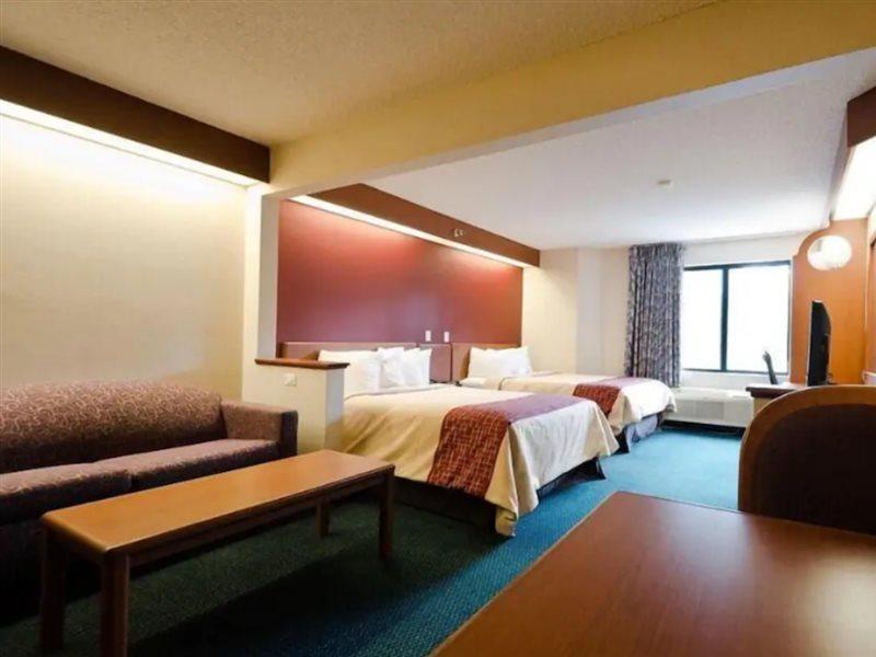 Chesapeake Inn And Suites Lexington Park Patuxent River Naval Air Station 加利福尼亚 外观 照片