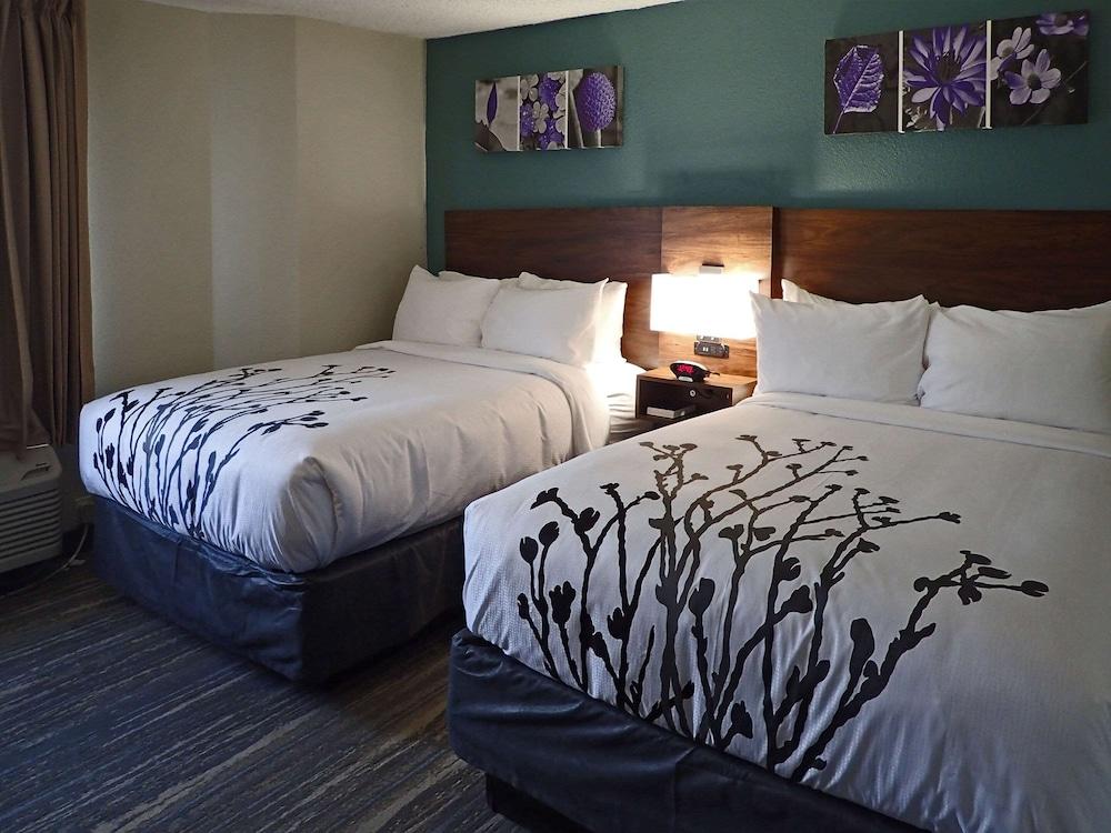 Chesapeake Inn And Suites Lexington Park Patuxent River Naval Air Station 加利福尼亚 外观 照片